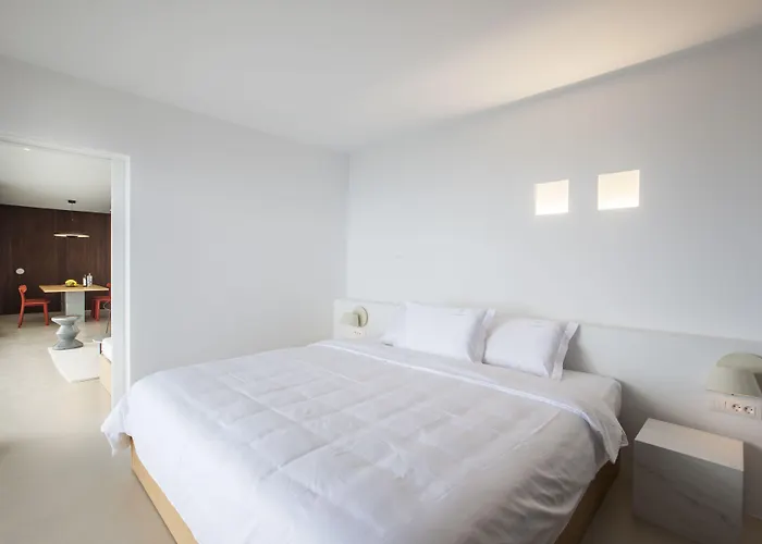 Santorini Heights Apartment *