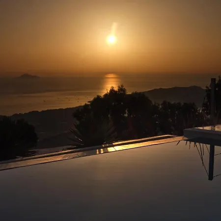 Apartment Santorini Heights