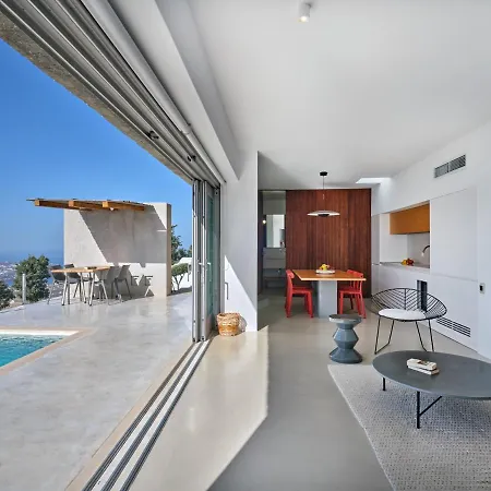 Santorini Heights Pýrgos