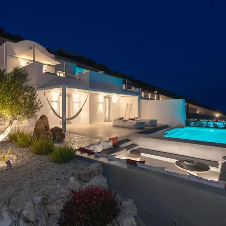 Santorini Heights Apartment *