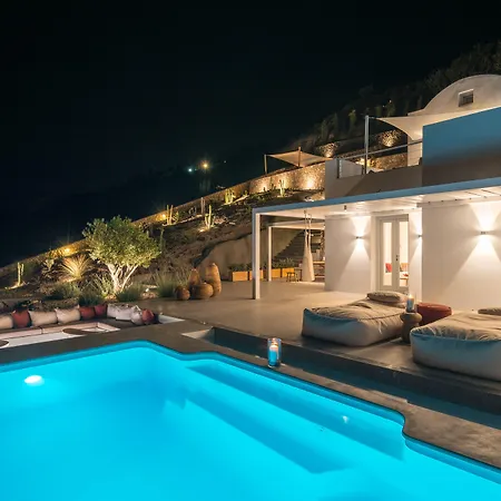 Santorini Heights