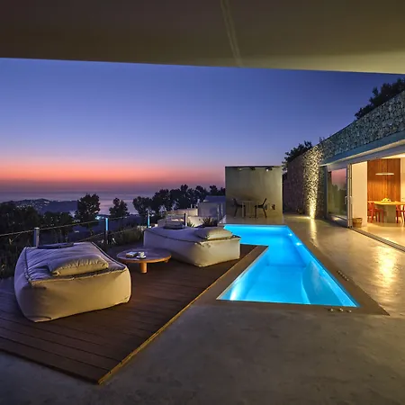 Santorini Heights *