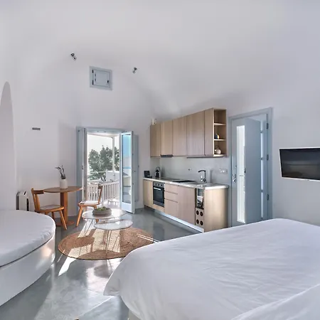 Santorini Heights
