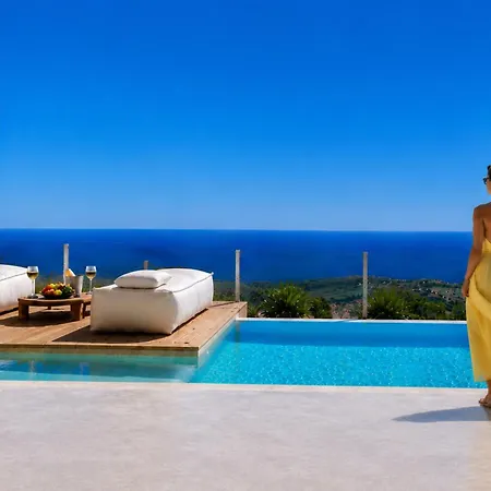 Santorini Heights * Pýrgos