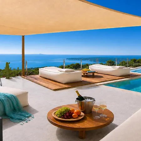 Santorini Heights Pýrgos