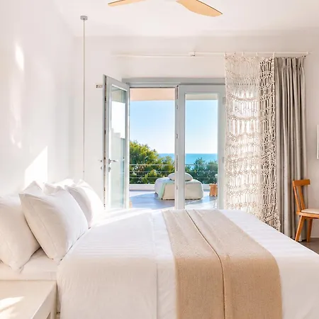 Santorini Heights Apartment *