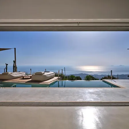 Santorini Heights Apartmán