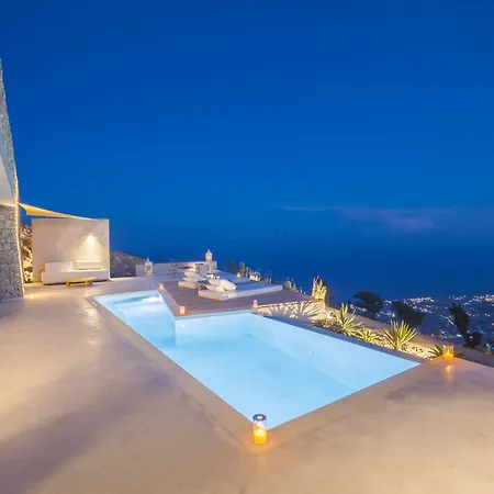 Santorini Heights Apartmán