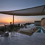 Santorini Heights *